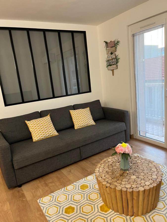 Perle Rare A 250m De La ! Climatise Avec Parking, Balcon & Wifi