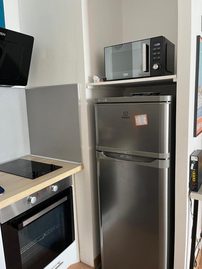 Perle Rare A 250m De La ! Climatise Avec Parking, Balcon & Wifi Apartment *